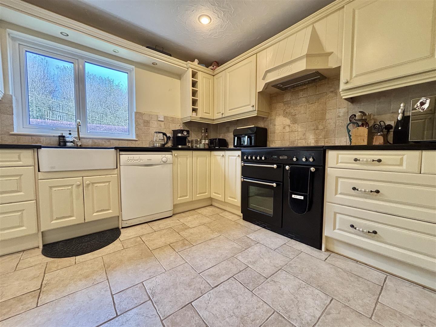 Huntingdon Way, Sketty, Swansea, SA2 9HL